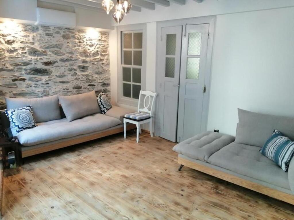 Plomari Nomad House Picture